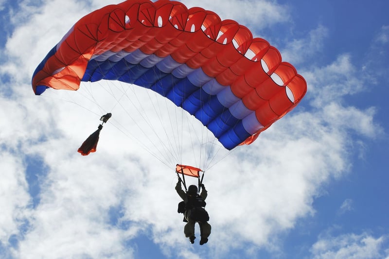 BASE Jumping